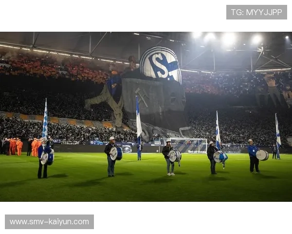 欧冠改制后联赛阶段竞争激烈,中游球队望创奇迹 欧冠改制后联赛阶段竞争激烈,中游球队望创奇迹